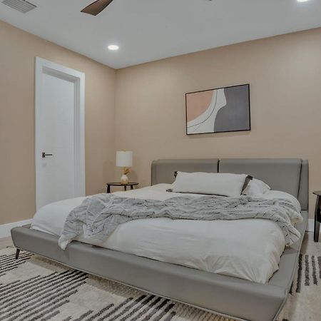 Stunning 2 Story Villa With Pool Φορτ Λόντερντεϊλ Εξωτερικό φωτογραφία