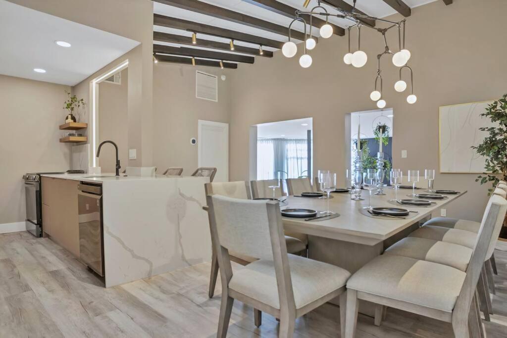 Stunning 2 Story Villa With Pool Φορτ Λόντερντεϊλ Εξωτερικό φωτογραφία
