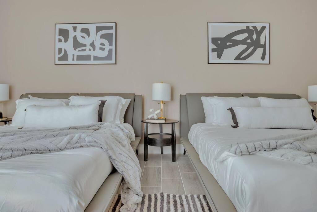 Stunning 2 Story Villa With Pool Φορτ Λόντερντεϊλ Εξωτερικό φωτογραφία